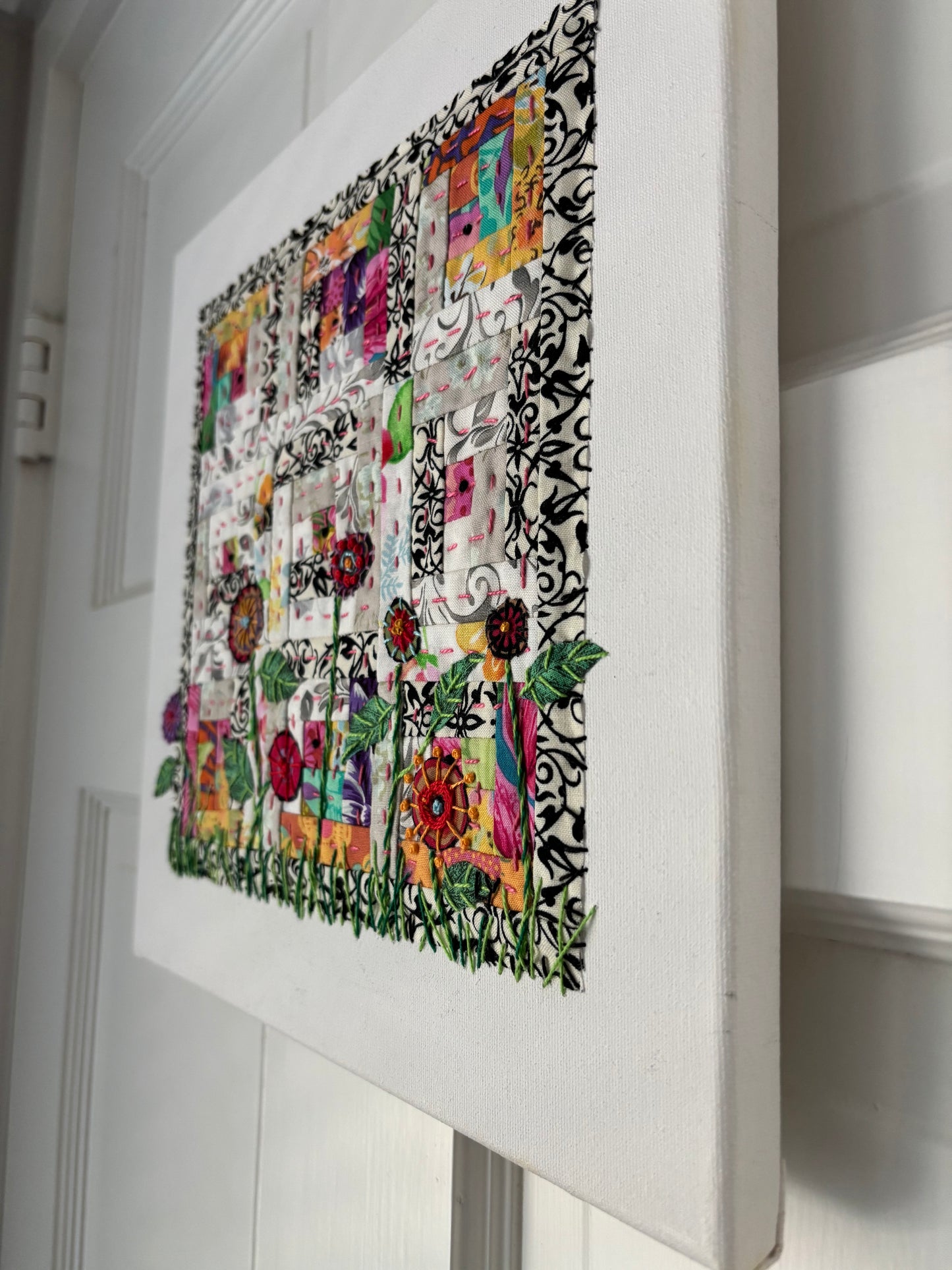 Mini Log Cabin 9-Patch with Flowers