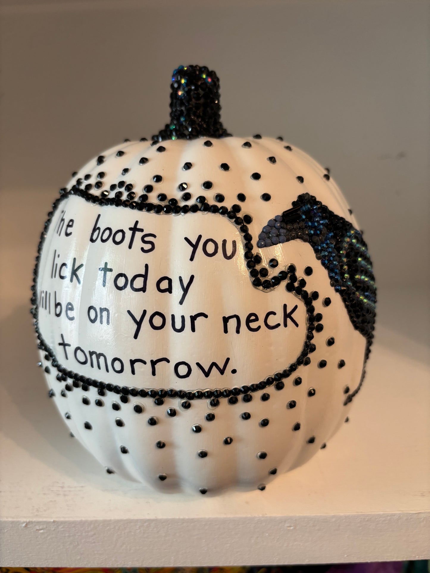 Bejeweled Pumpkin - Wise Crow