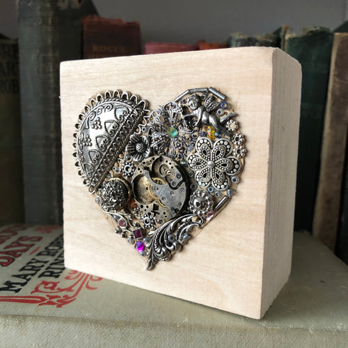 Heart with Findings - silvery